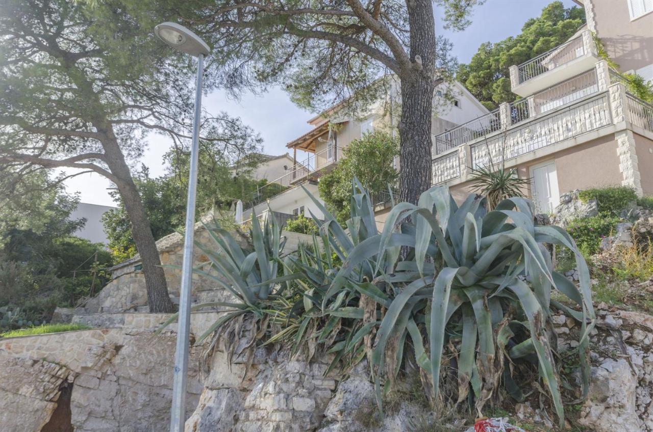 Apartments Katja Primošten Eksteriør billede
