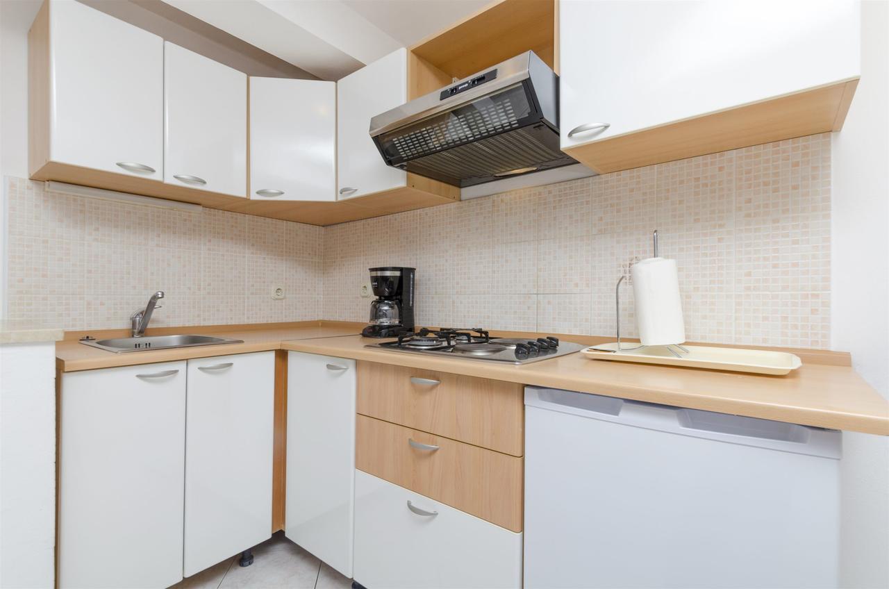 Apartments Katja Primošten Eksteriør billede